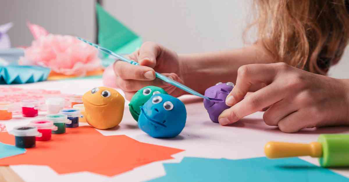 9 Ways Art and Craft Kits Inspire Young Artists
