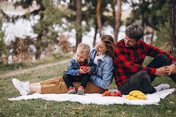 Family enjoying outing 