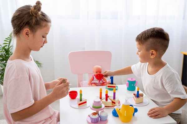 Creative kitchen play ideas 